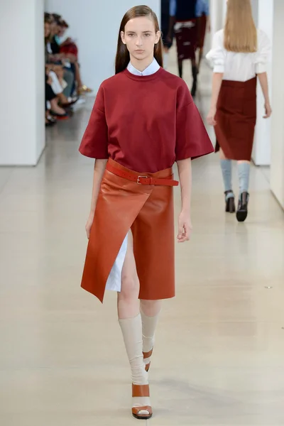 Look 14